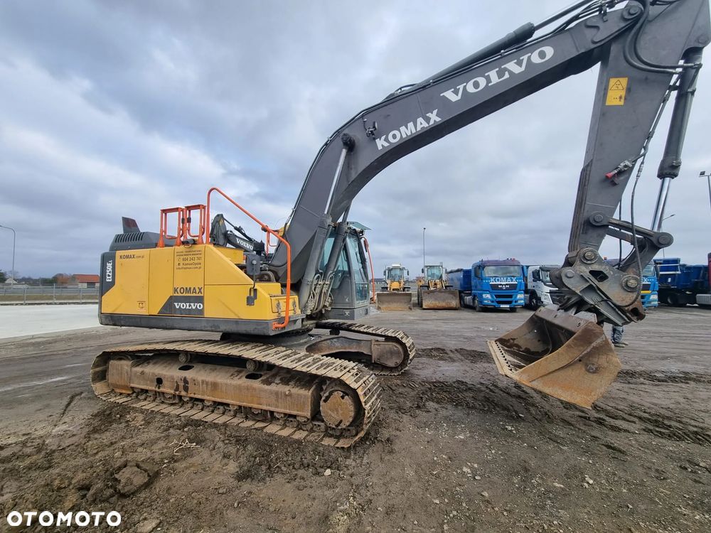 Volvo 250 - 6