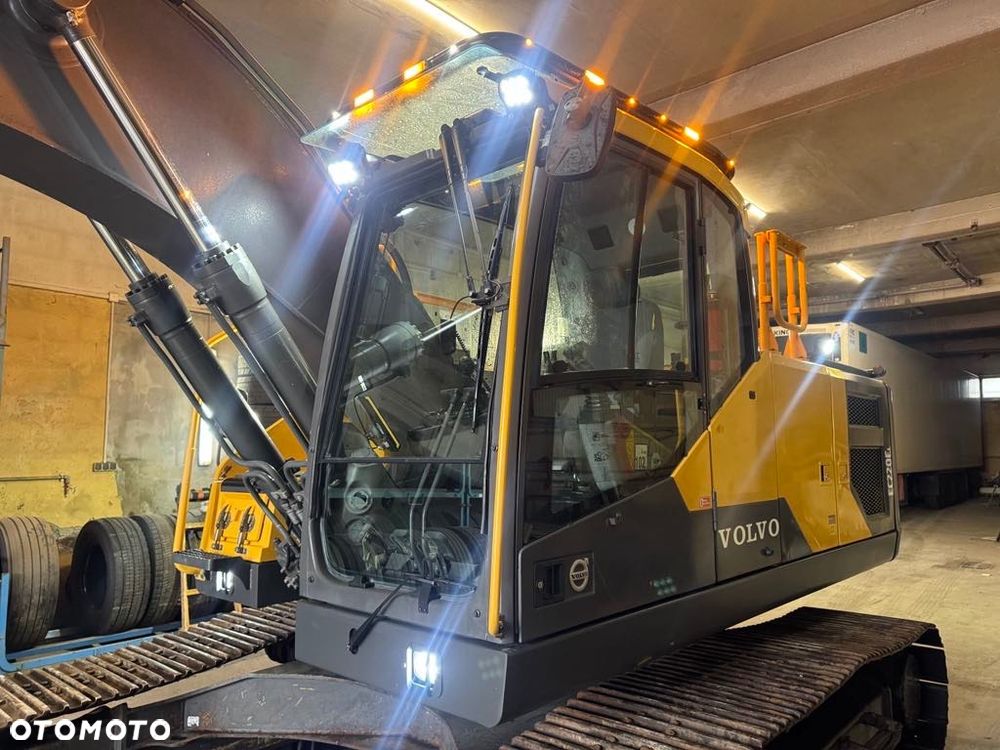 Volvo ec 220 el - 39