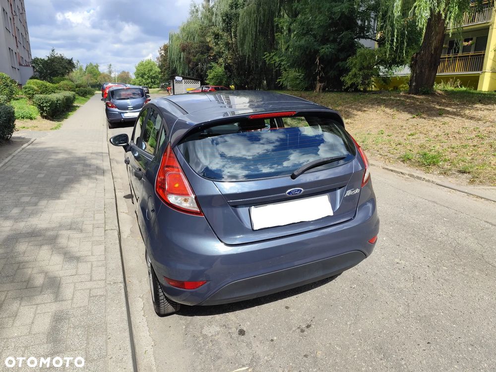 Ford Fiesta 1.25 Ambiente EU5 - 7