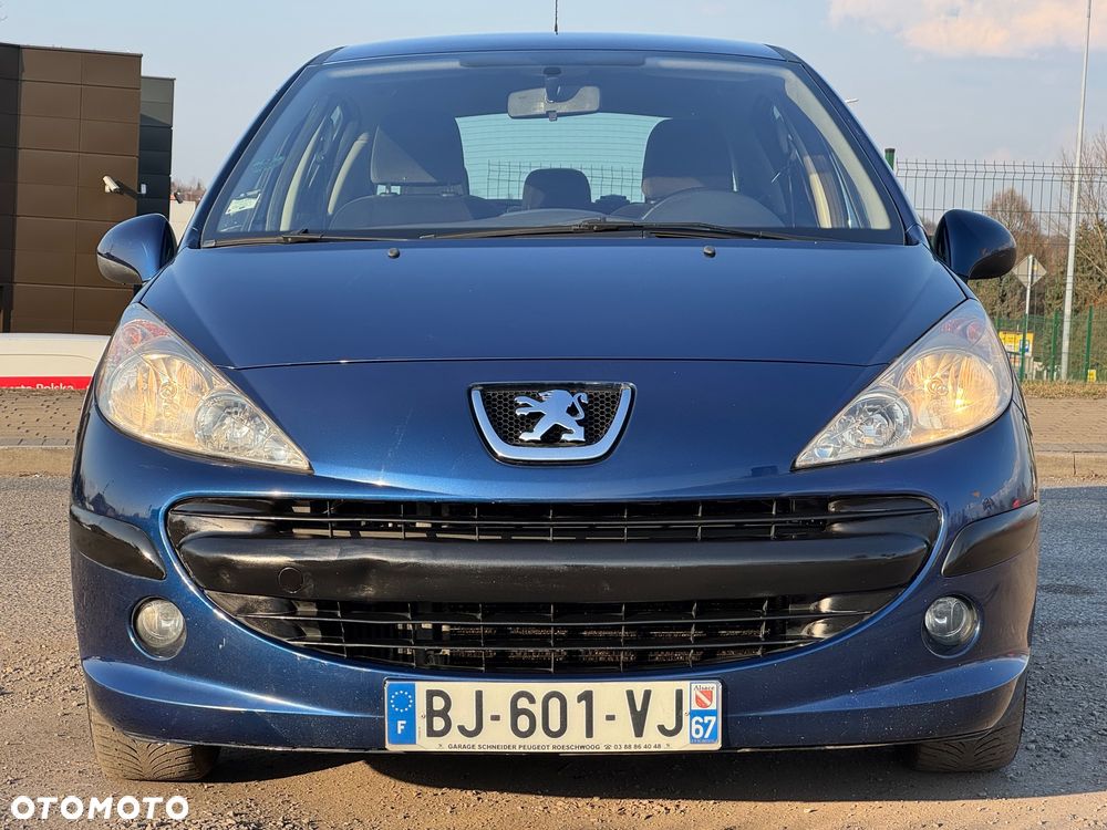 Peugeot 207 90 HDi FAP (Blue Lion) Tendance - 11
