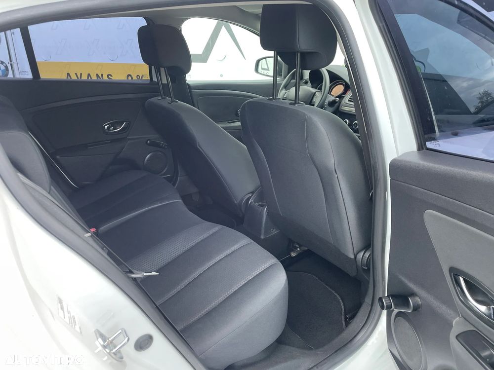 Renault Megane 1.5 dCi Dynamique - 9