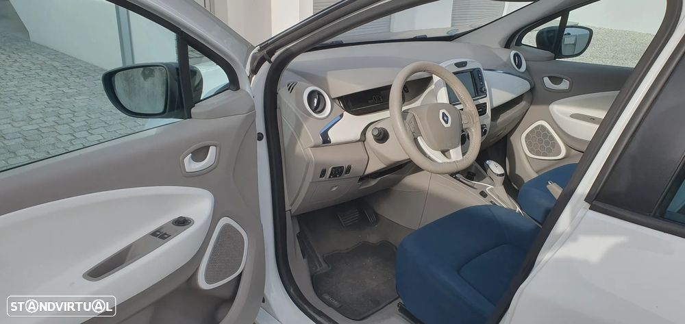 Renault Zoe (c/ Bateria) Life - 2