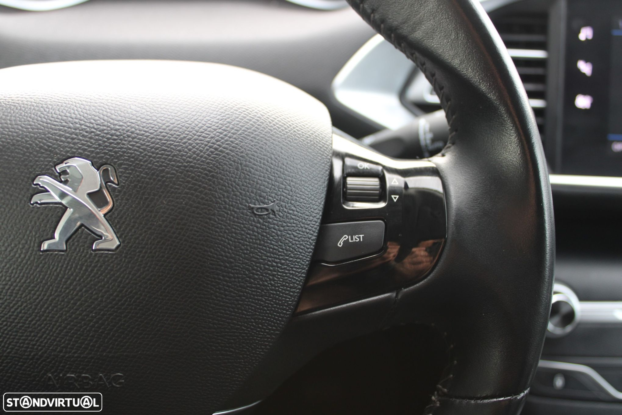Peugeot 308 1.2 PureTech Allure - 11