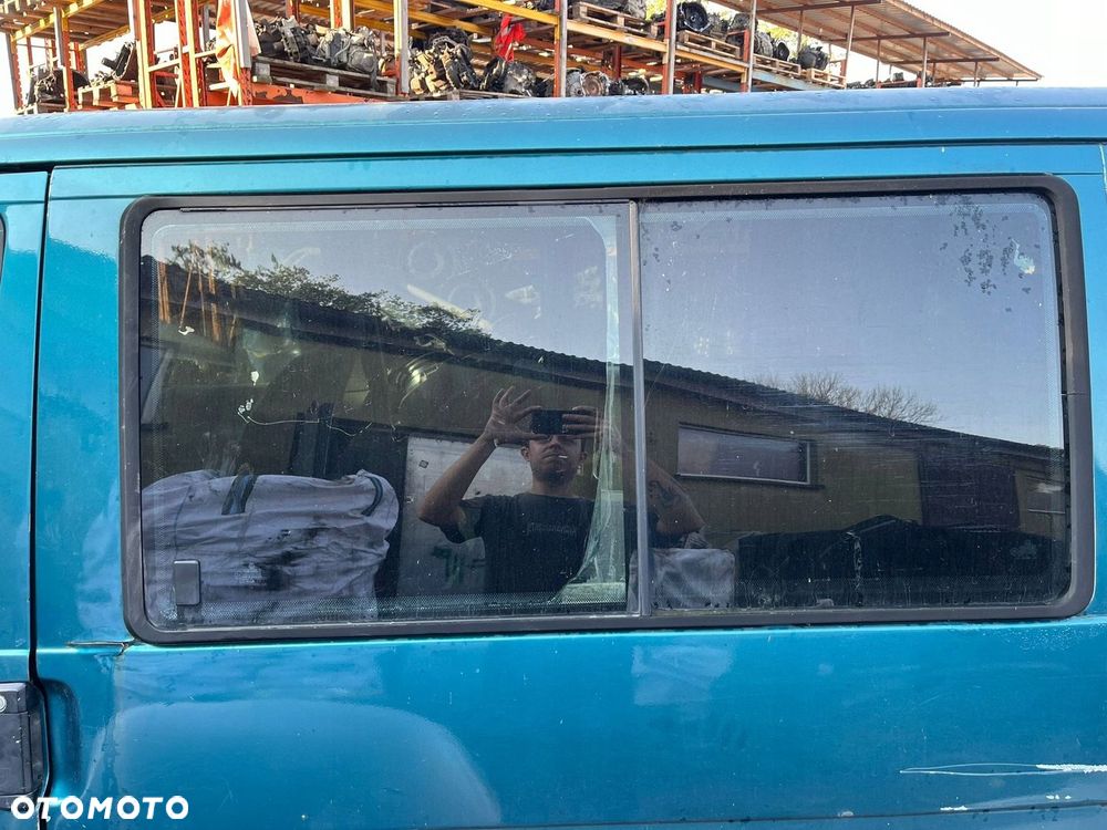 vw transporter t4 multivan caravelle szyba boczna przesuwna lewa - 1