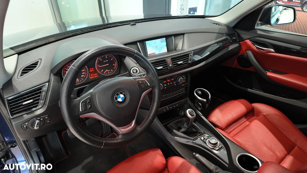 BMW X1 sDrive20d xLine - 13