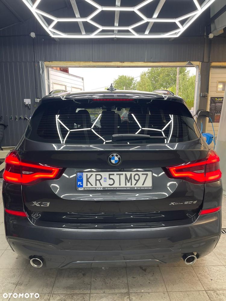 BMW X3 xDrive20d - 10