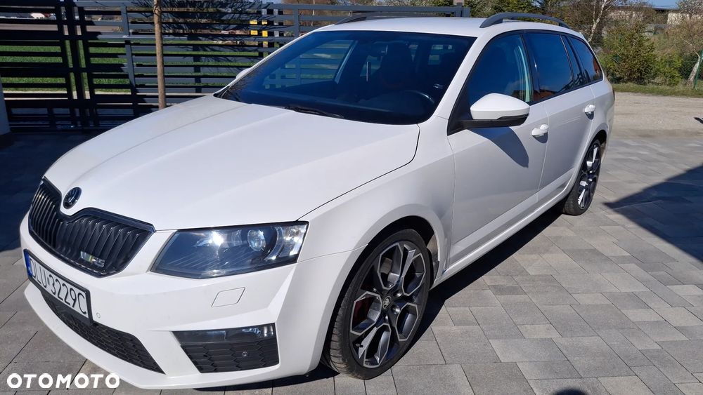 Skoda Octavia 2.0 TDI DSG RS - 5