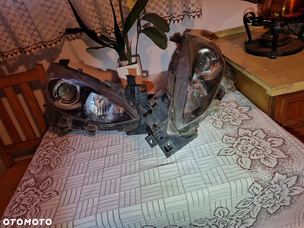 Reflektor MAZDA 3 III BM HALOGEN USA Komplet Lewy Prawy(uszkodzony) - 1
