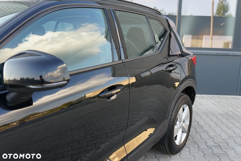 Volvo XC 40 T2 Momentum - 19