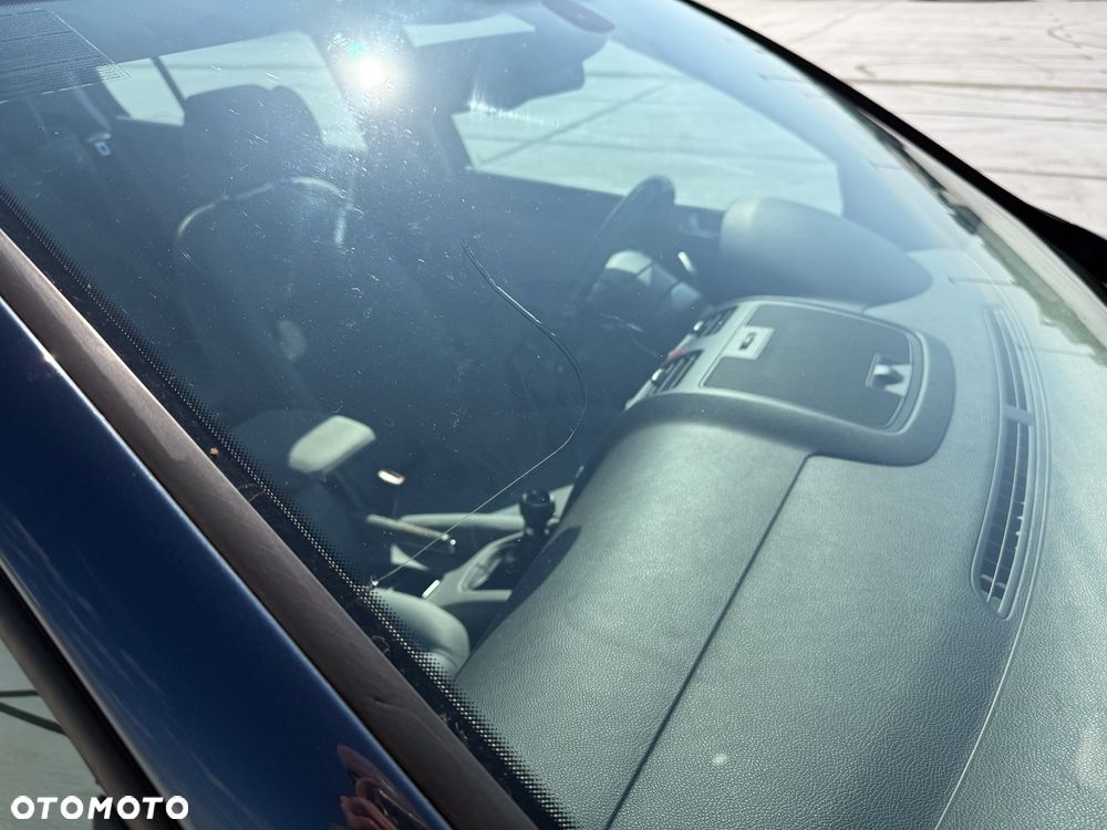 Volkswagen Golf 1.4 FSI Comfortline - 23