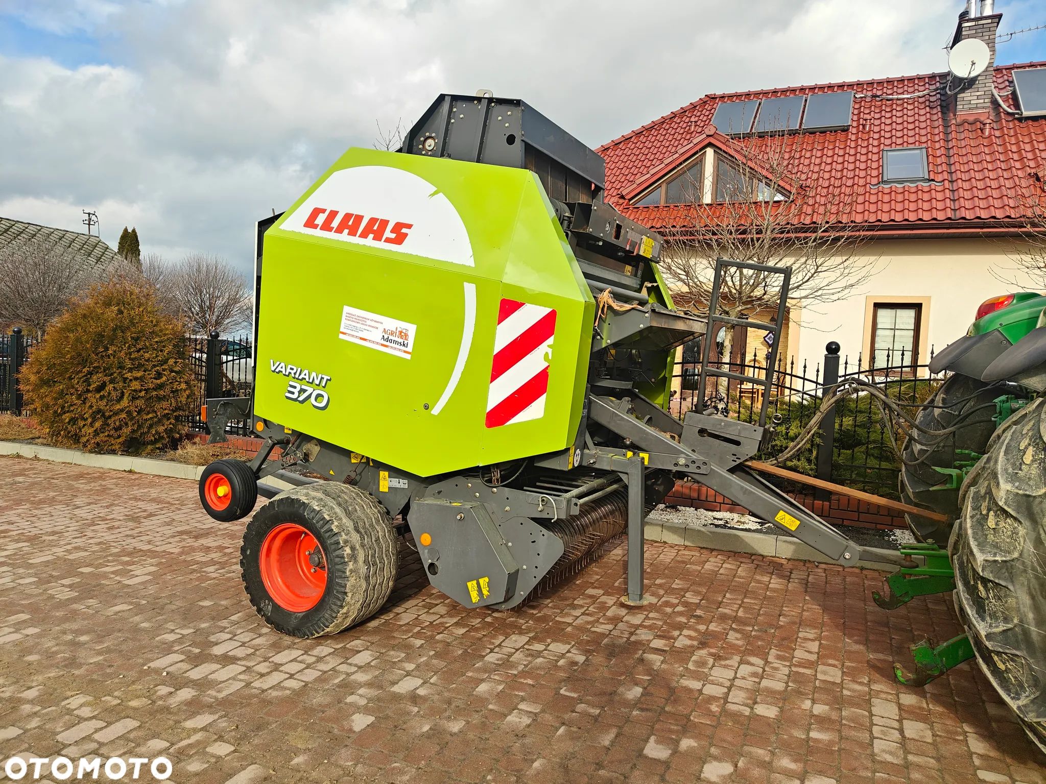Claas Variant 370, 2009rok - 1