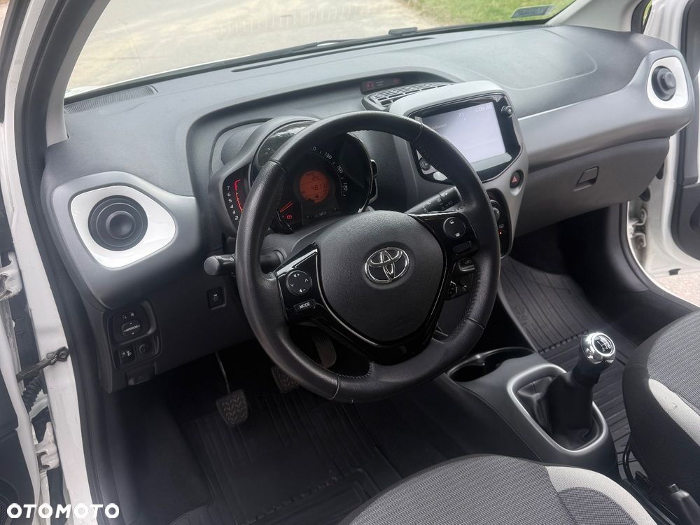 Toyota Aygo 1.0 VVT-i Color Edition - 15