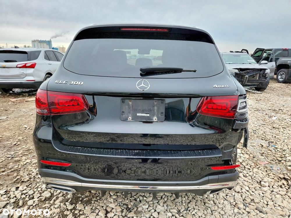 Mercedes-Benz GLC 300 4-Matic - 6
