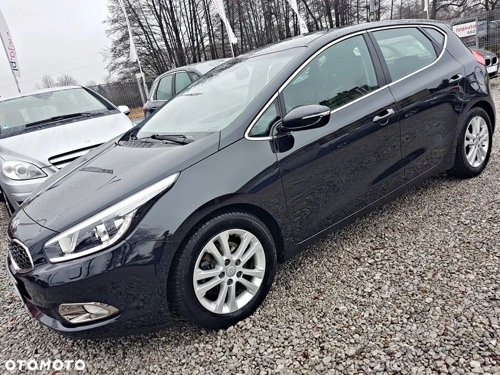 Kia Ceed 1.4 CVVT Attract - 3