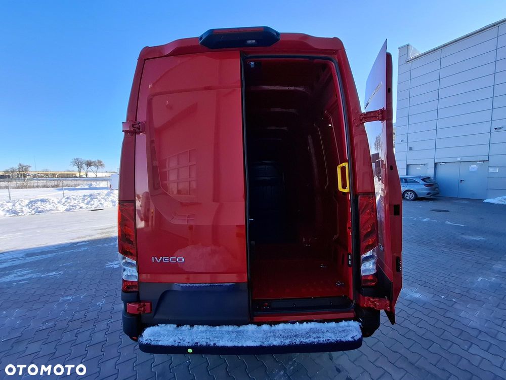 Iveco 35S18A8HV MAXI 16M3 WYPRZEDAŻ AUTOMAT - 9