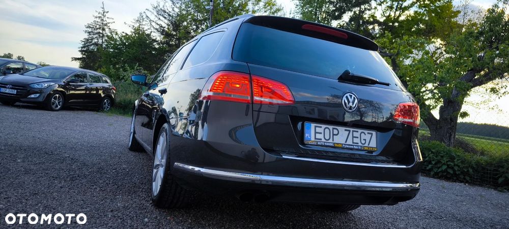 Volkswagen Passat 2.0 TDI DPF DSG Highline - 26