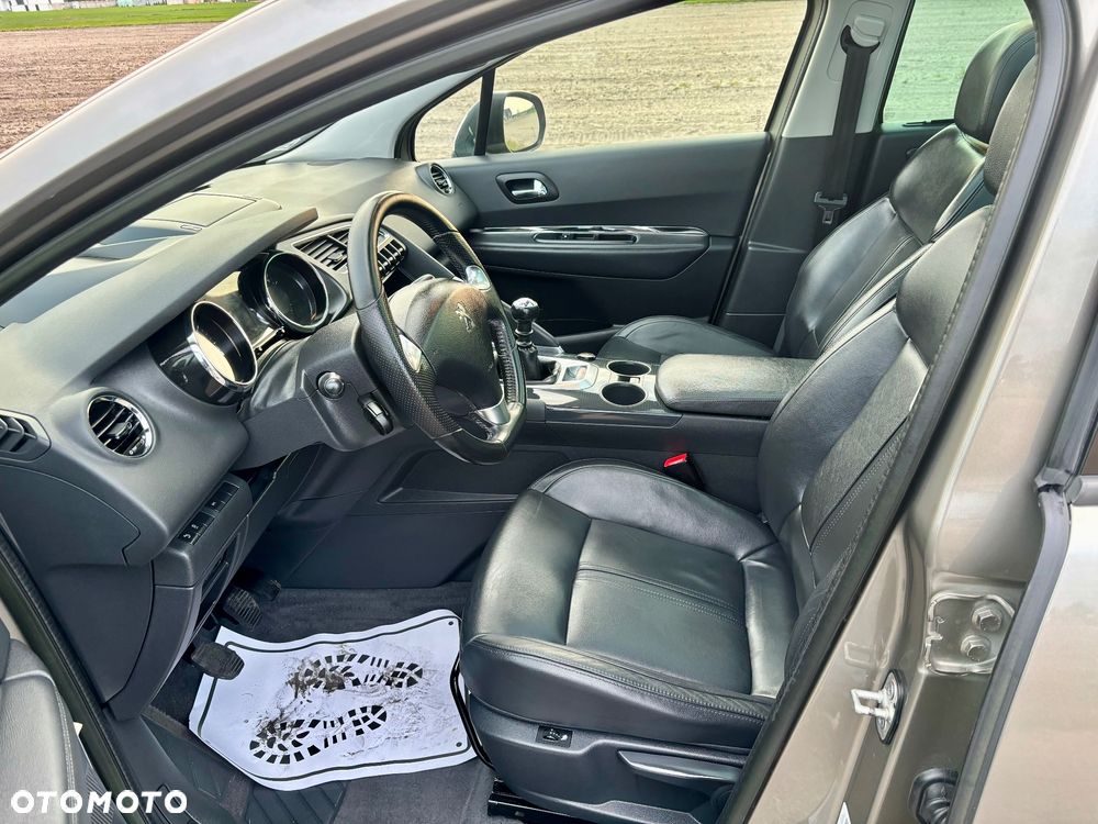 Peugeot 3008 155 THP Premium - 3
