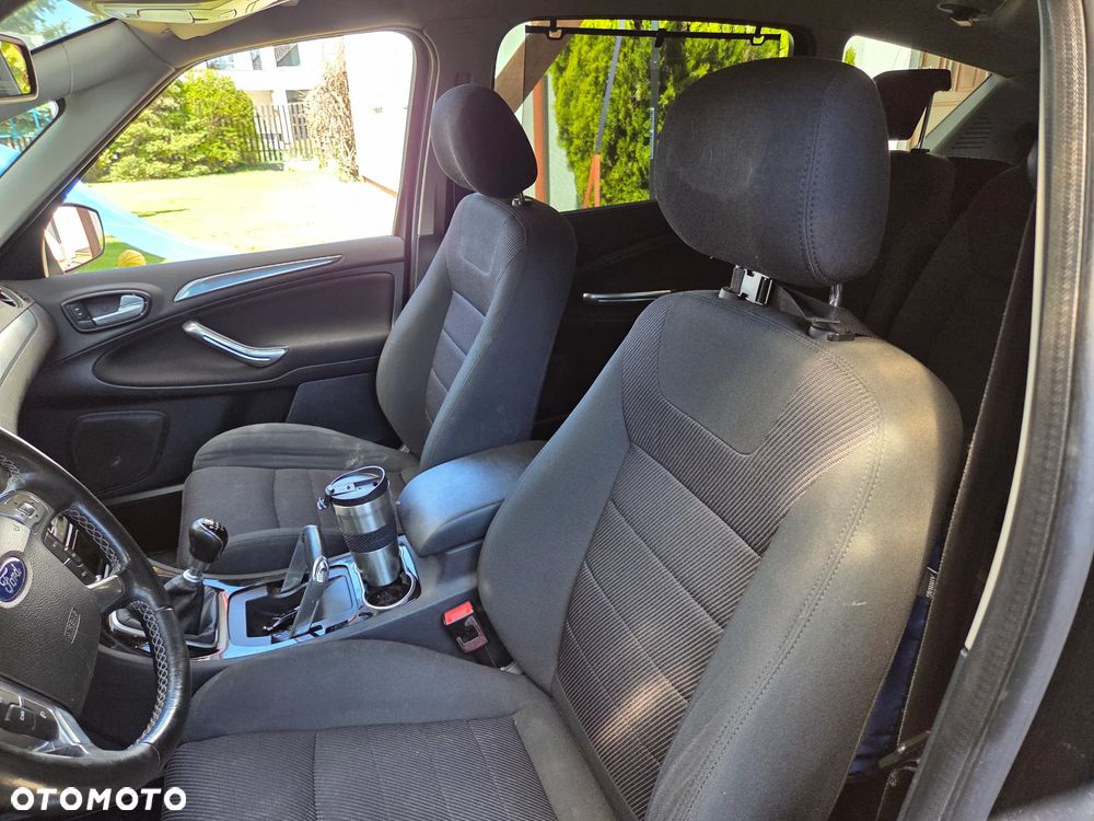 Ford S-Max 2.0 TDCi DPF Titanium - 36