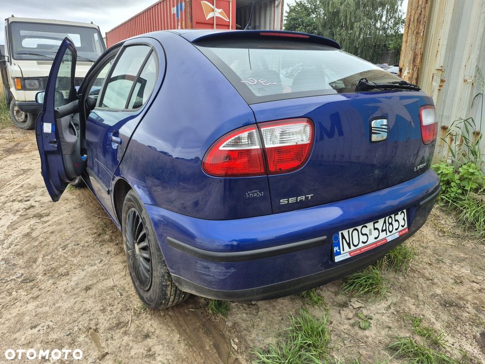 Lampa tył prawa lewa z karoserii klapy seat leon I - 4