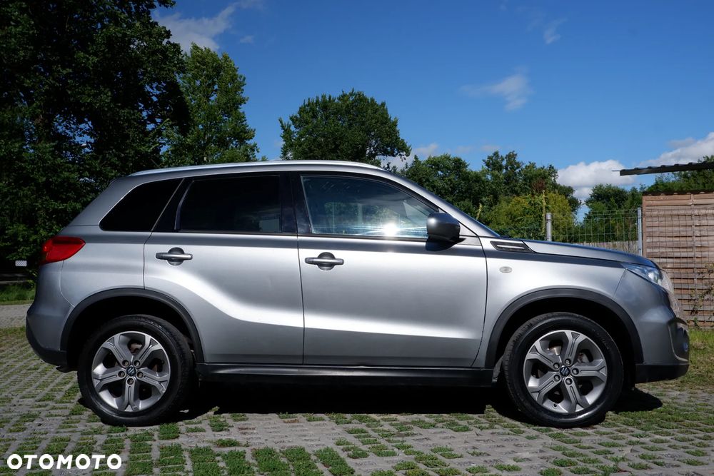 Suzuki Vitara 1.6 DDiS (4x4) Allgrip Comfort - 30