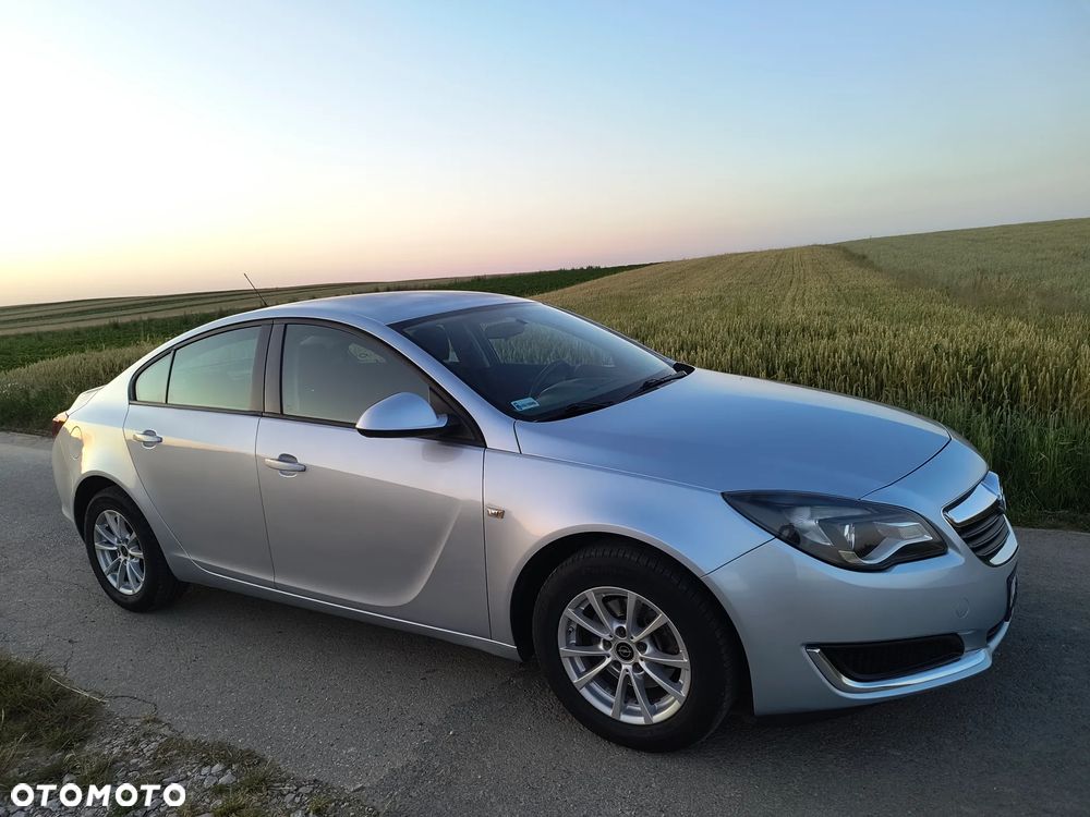 Opel Insignia 1.8 - 1
