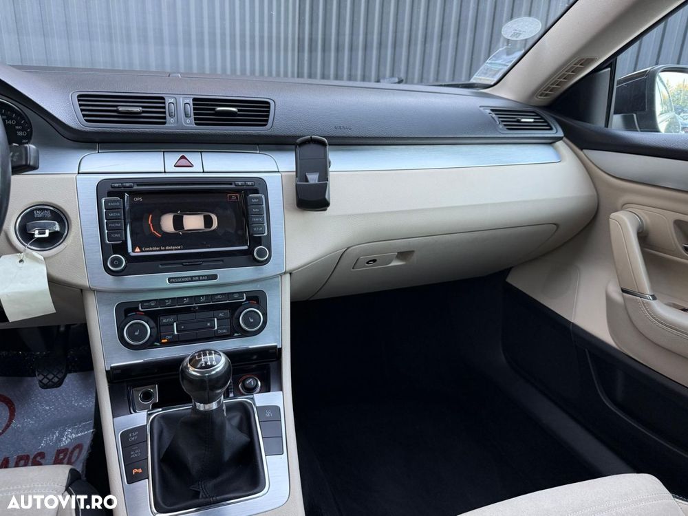 Volkswagen Passat CC - 10