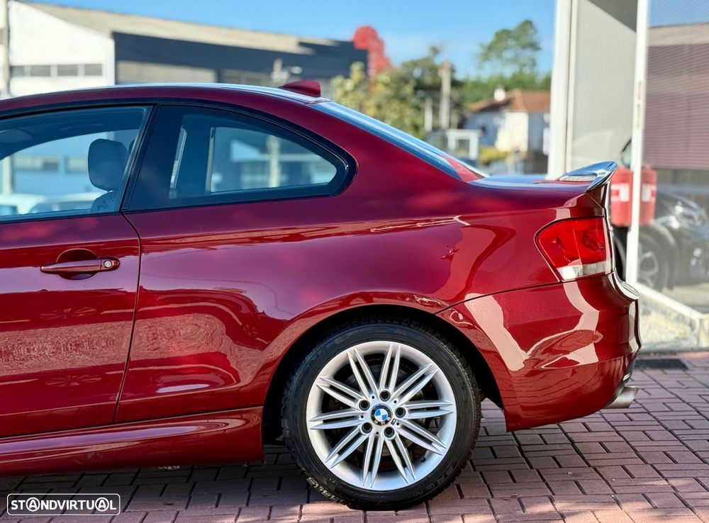 BMW 118 d Coupe Limited Edition Lifestyle c/ M Sport Pack - 8