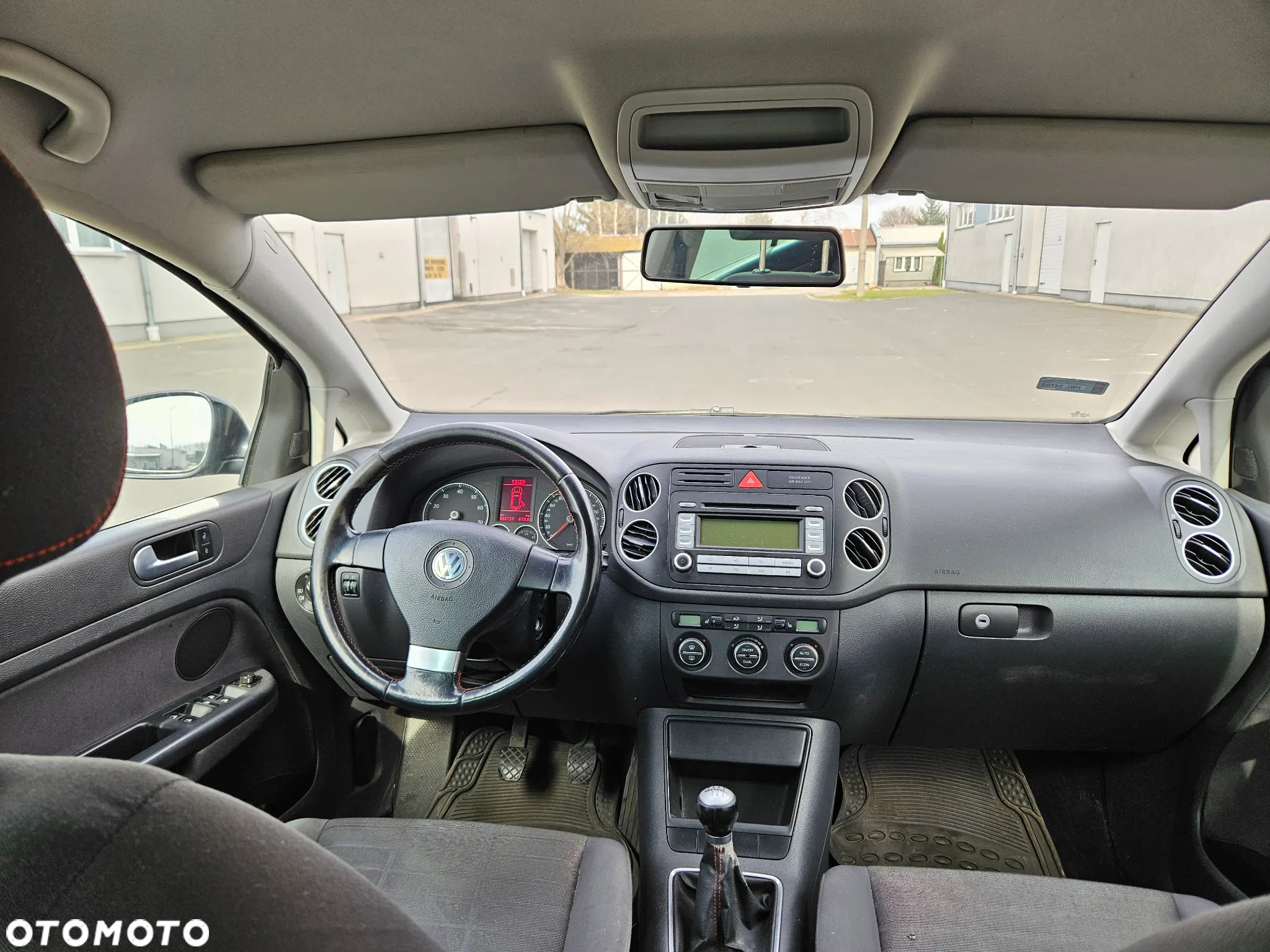Volkswagen Golf Plus - 9