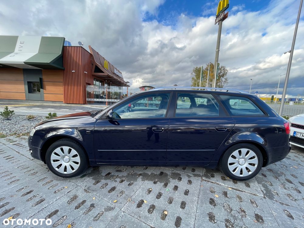 Audi A4 Avant - 4