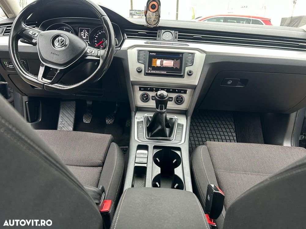 Volkswagen Passat - 6