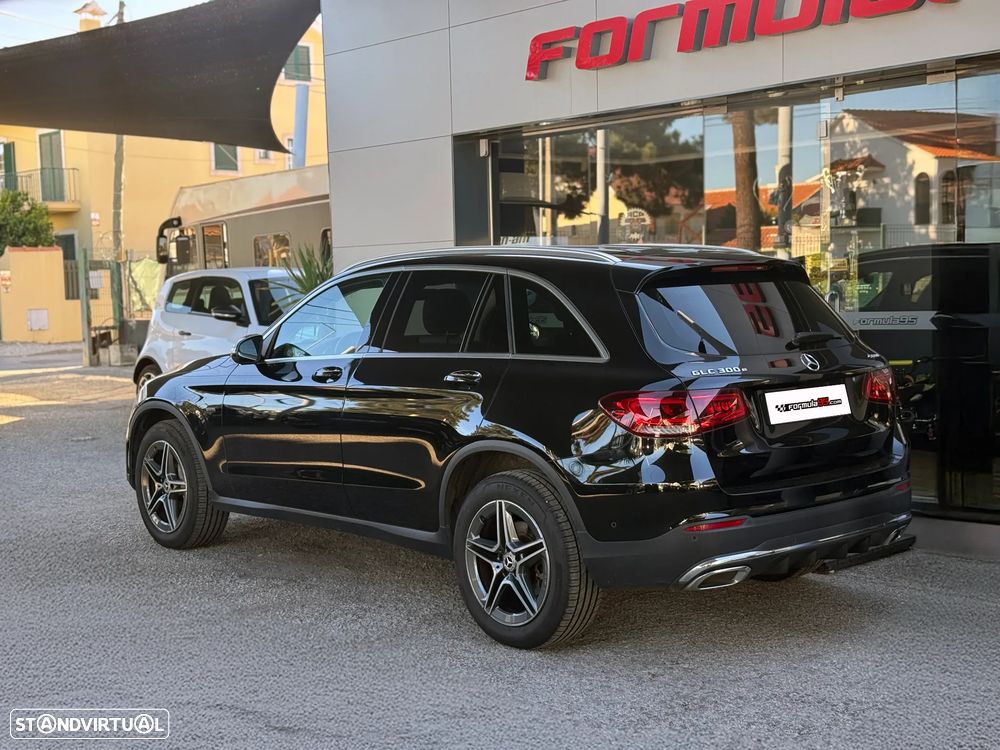 Mercedes-Benz GLC 300 e 4Matic - 4