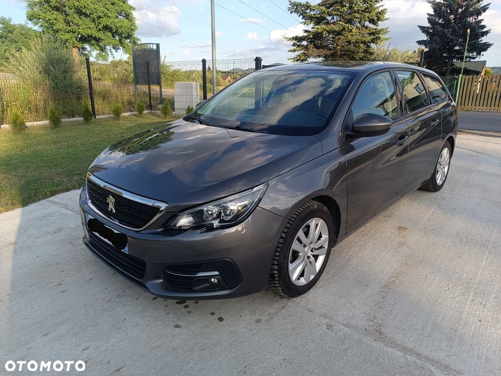 Peugeot 308 - 1