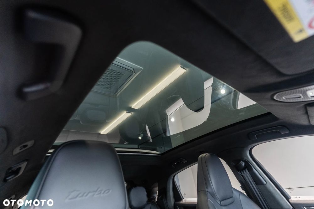 Porsche Cayenne Turbo E-Hybrid PHEV - 34