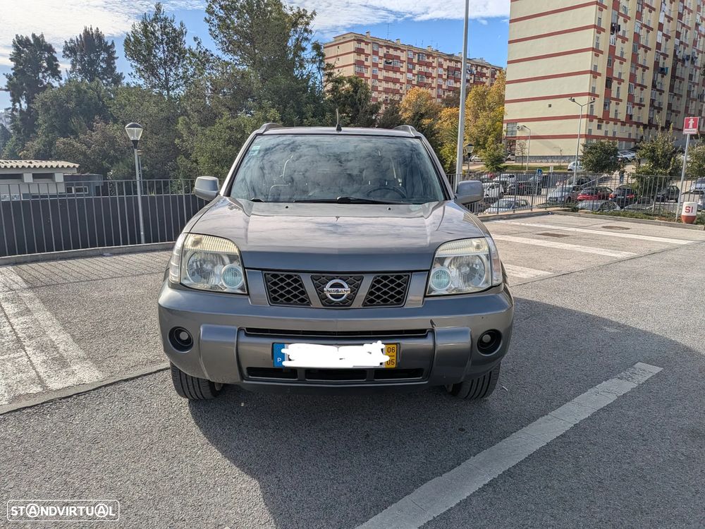 Nissan X-Trail 2.2 DCi Columbia - 2