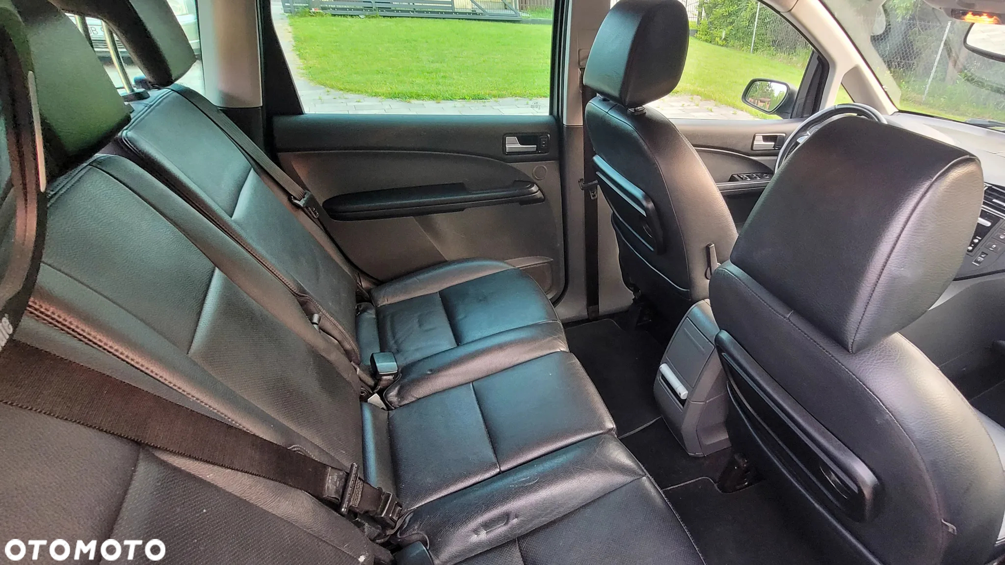 Ford Focus C-Max 2.0 Ghia - 17