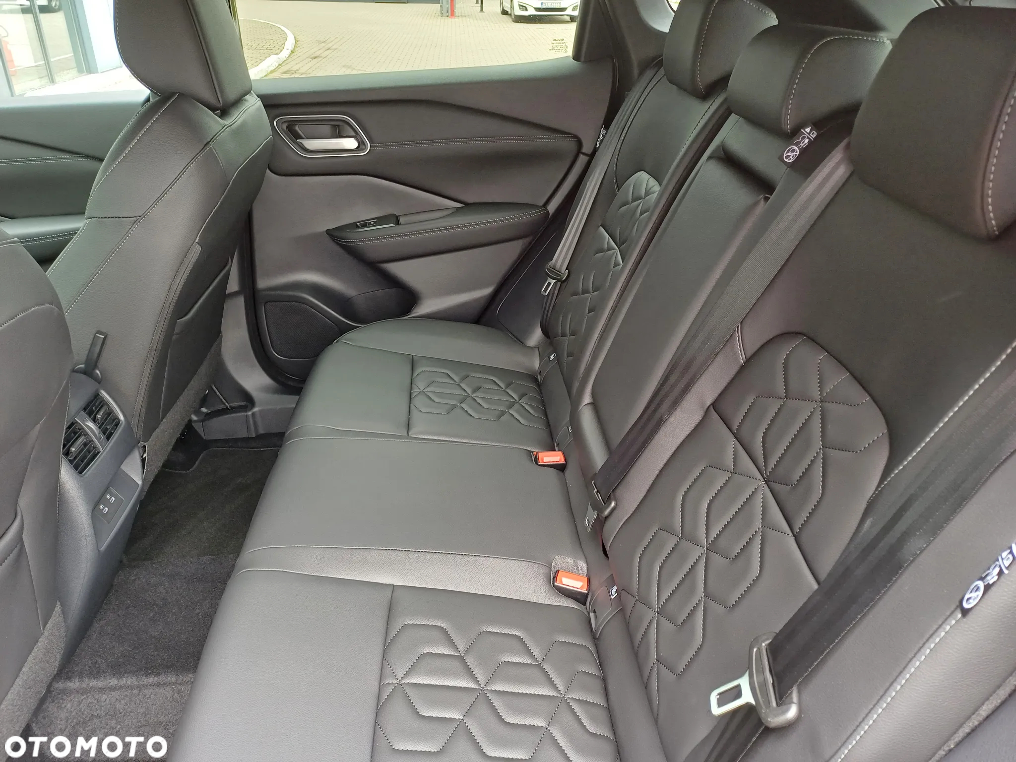 Nissan Qashqai 1.3 DIG-T mHEV Tekna Xtronic - 9