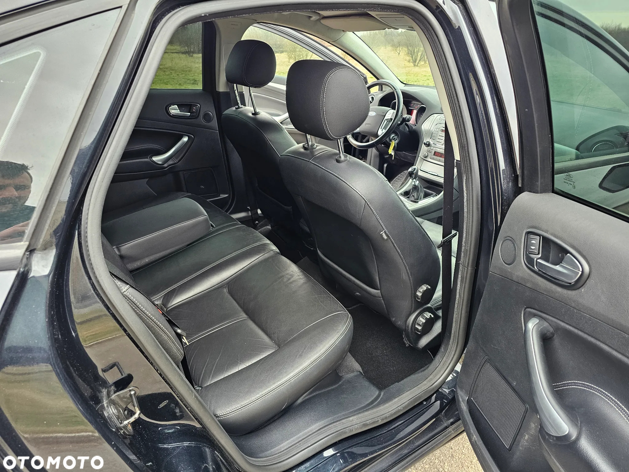 Ford Mondeo 2.2 TDCi Ghia - 17