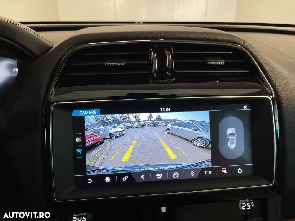 Jaguar F-Pace 20d AWD Aut. Portfolio - 14