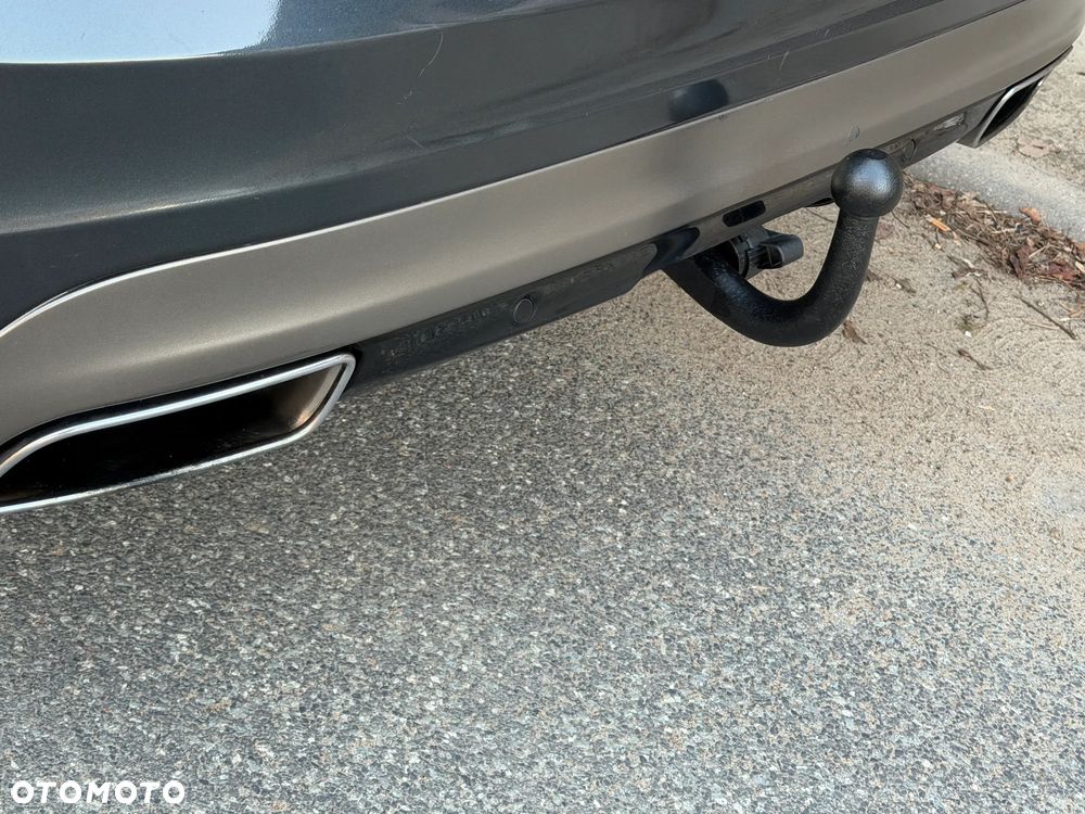 Volvo V60 D6 Plug-In-Hybrid AWD Geartronic Summum - 30