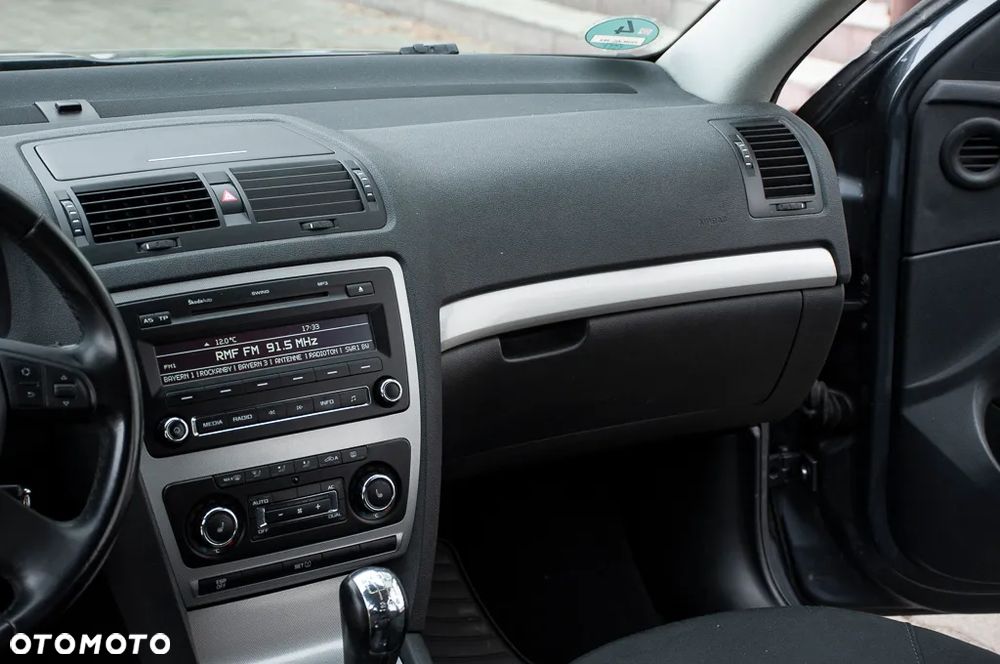 Skoda Octavia 1.4 TSI Ambiente - 21