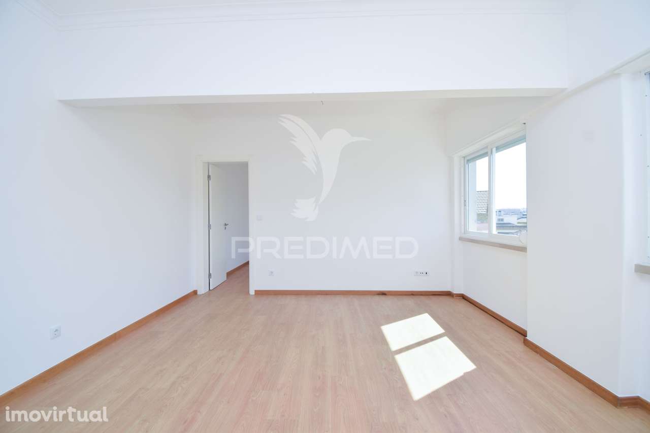 Apartamento T3 | Queluz | Remodelado | Arrendamento - Grande imagem: 2/24