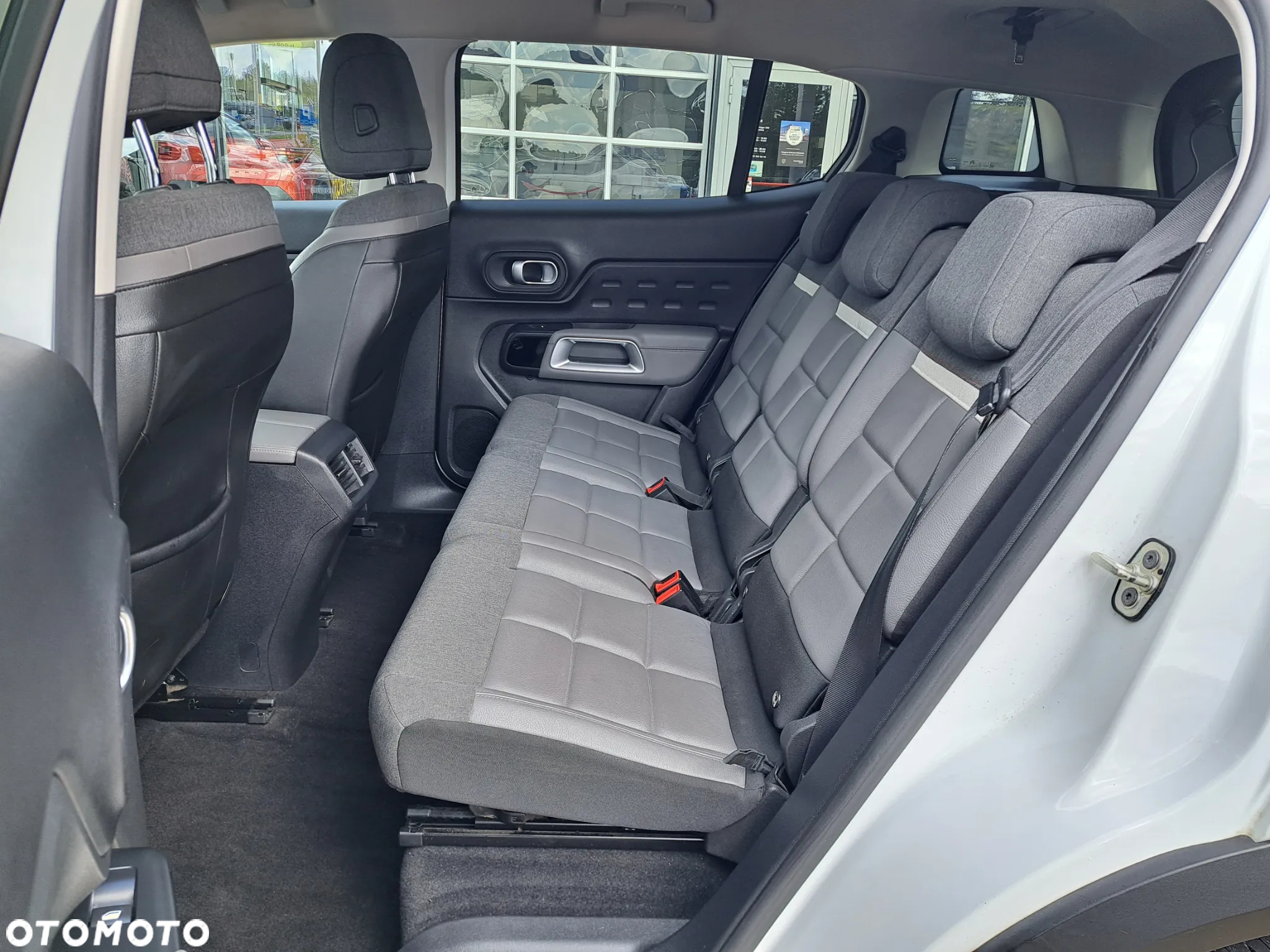 Citroën C5 Aircross 1.6 PureTech Shine EAT8 - 16