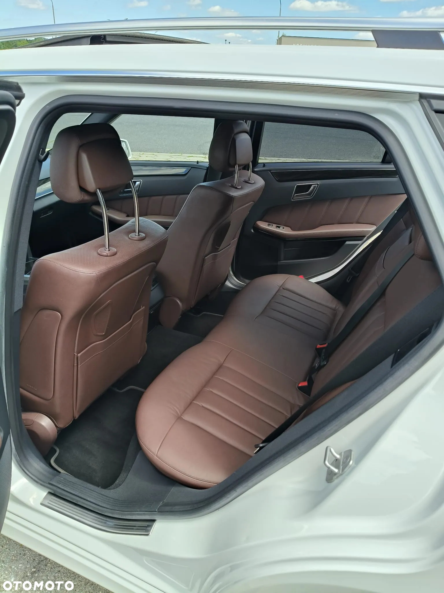 Mercedes-Benz Klasa E 250 Avantgarde - 9