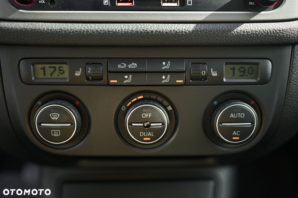 Volkswagen Tiguan - 21