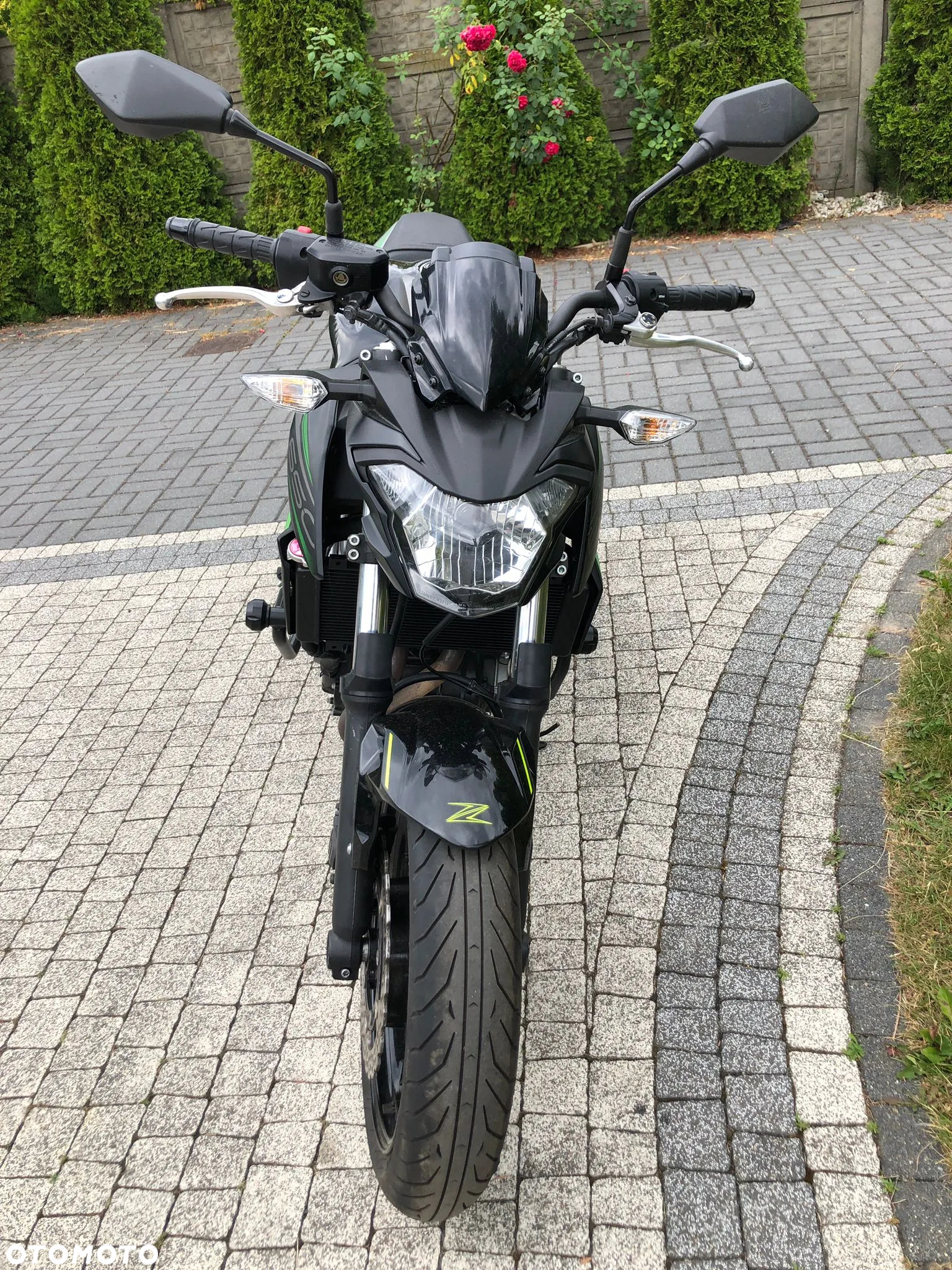 Kawasaki Z 650 - 11