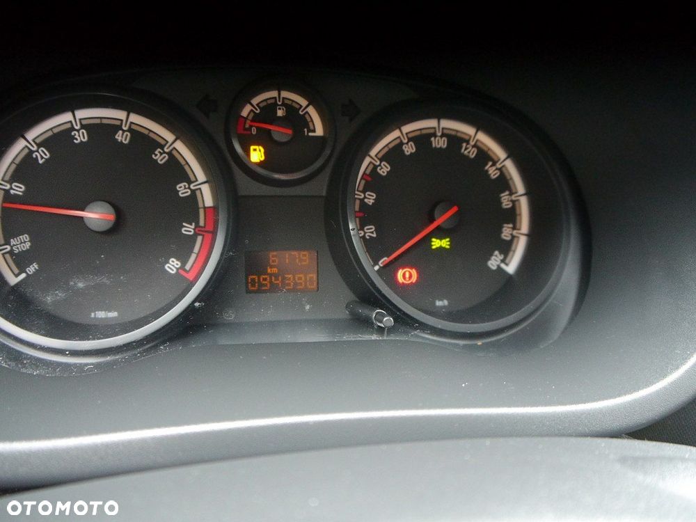 Opel Corsa 1.2 16V Color Edition - 28