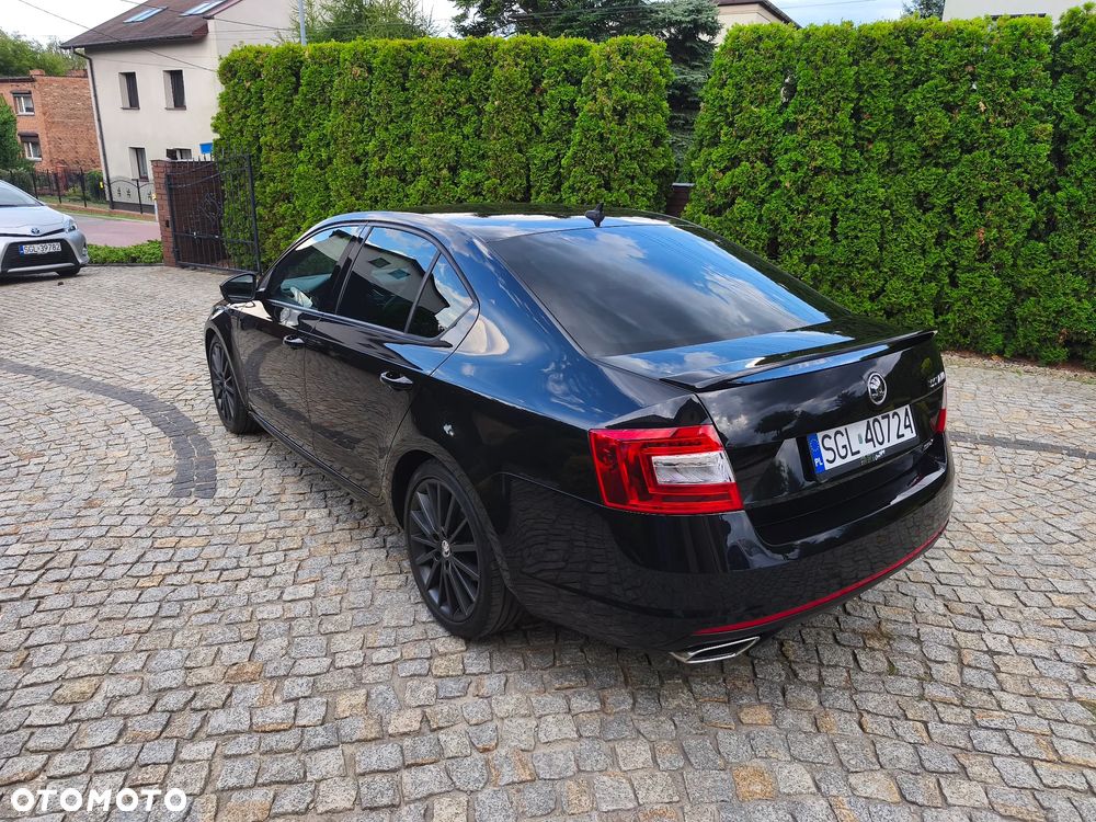 Skoda Octavia 2.0 TDI DSG RS - 4