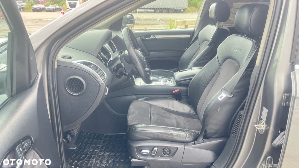 Audi Q7 - 11