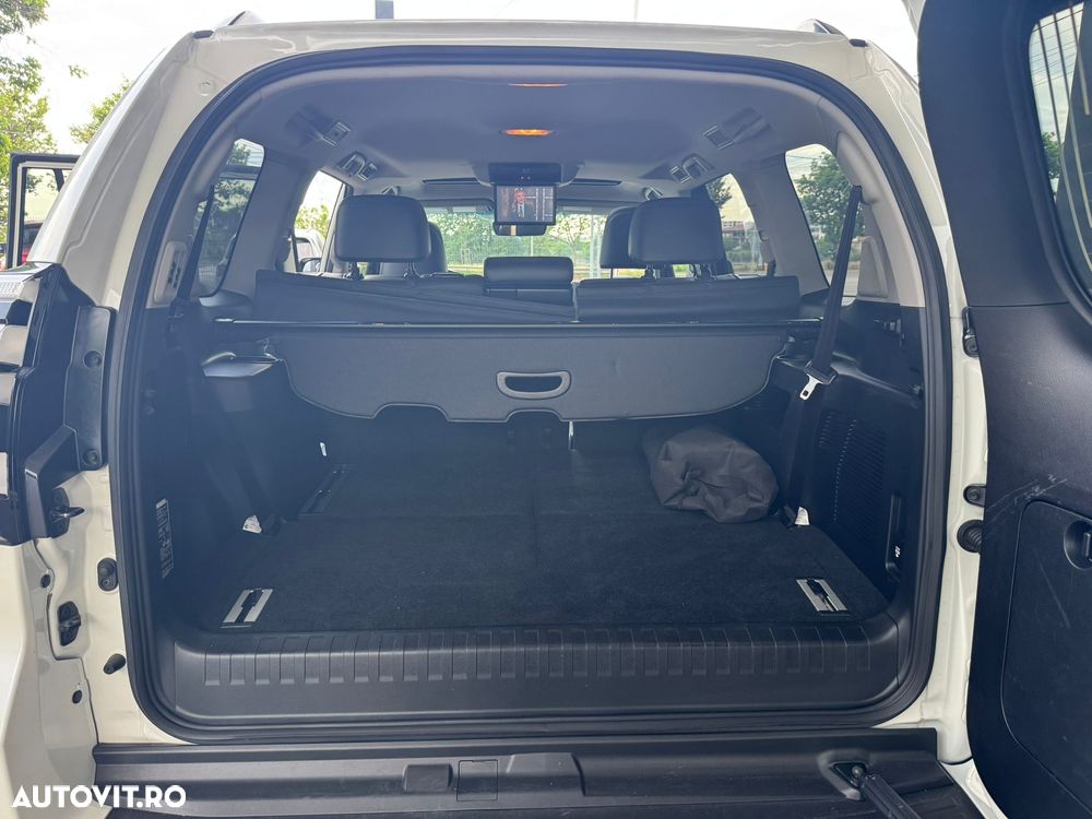 Toyota Land Cruiser 2.8l D-4D 204 CP A/T 7 locuri Luxury AVS Black - 20