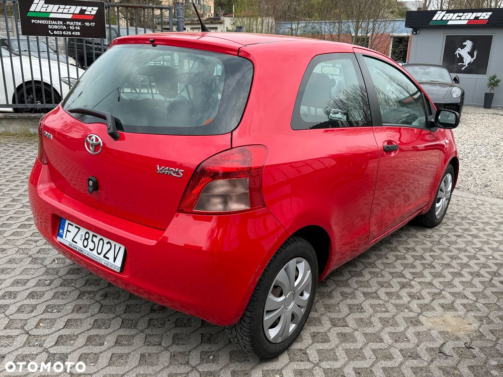 Toyota Yaris 1.3 Luna A/C - 5
